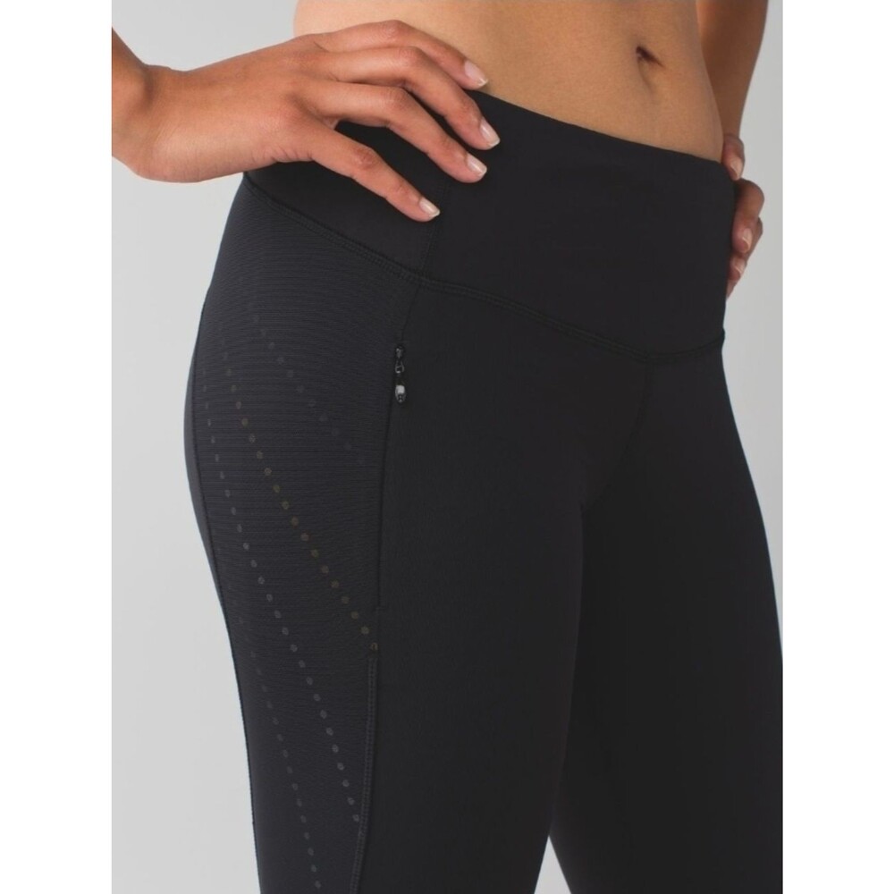 Lululemon Stop At Nothing Crop Black Leggings Size 6 - Picture 9 of 11